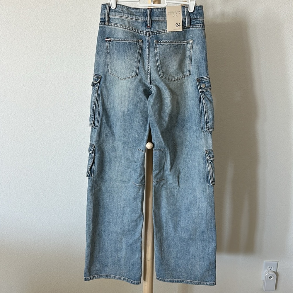 Alice + Olivia Light Blue Wide Leg Cargo Jeans sz 24 - Picture 8 of 12